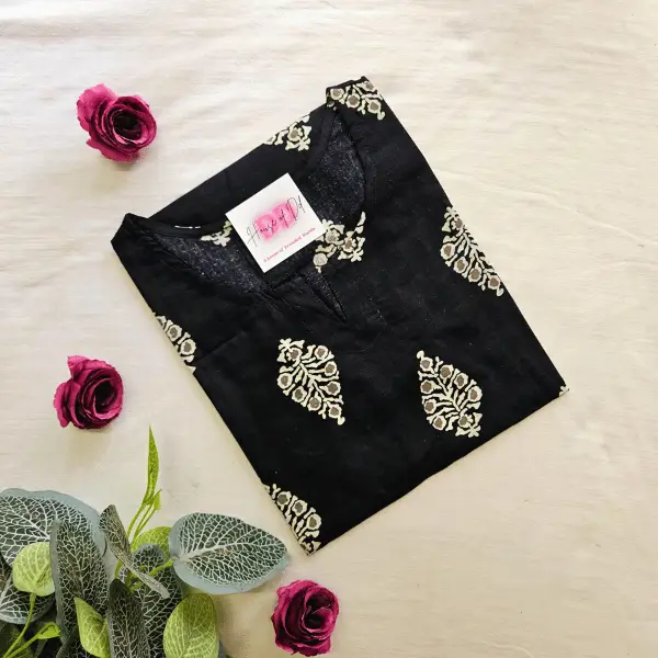 Women Cotton Kurti Black